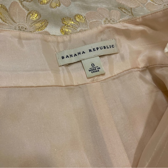 Banana Republic Pencil Skirt With Sequined Floral Embroidery - Size 0 - Picture 6 of 11